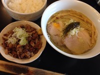 「塩煮干しラーメン」@鶴麺 鶴見本店の写真