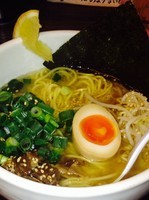 「牛ディーらーめん730縁」@ラーメン Indieの写真