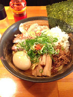 「あぶらそば」@瞠 池袋店の写真