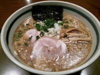 「こってり和風中華そば650円（税込682円）」@中華麺食房 三宝亭 加賀町店の写真