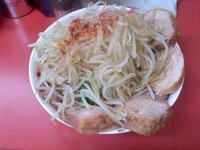 「ラーメン、大盛り2玉、豚増し、辛めトッピング」@ラーメンガッツリ トントントンの写真