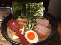 「豚ちゃんラーメン➕得盛」@麺部 しば盛の写真