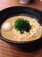 「かけラーメン雲丹搾り 900円＋ 味玉100 円」@鮮魚らーめん 五ノ神水産の写真