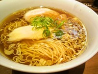 「醤油ラーメン」@ラーメン屋 トイ・ボックスの写真