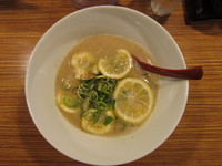 「レモントンコツらーめん（カタ）　７００円」@麺也 オールウェイズの写真