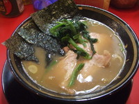 「ラーメン　６５０円」@家系ラーメン とらきち家の写真