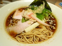 「鶏SOBA」@Ginza Noodles むぎとオリーブの写真