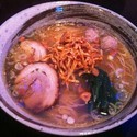 辛い塩ラーメン　750円