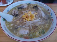 「【冬季限定】牡蠣らーめん・みそ　（大盛り）」@はっかいの写真