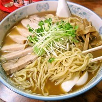「ラーメン（麺特500g）小ブタ×２　1,150円」@明心角ふじの写真