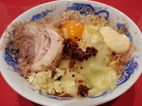 「まぜそば（全増し・豚）￥750＋チーズ￥80」@ジャンプの写真