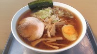 「中華そば（醤油）+大盛り（麺300ｇ）750円」@らーめん大吉の写真