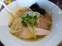 「あさり出汁鶏そば塩（750円）」@麺や 虎徹の写真