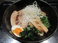 「まぜそば・あつもり」@麺匠 我家の写真