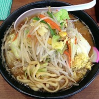 「味噌タンメン　￥８２０」@トナリ 江東千石店の写真