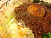 「辛いまぜそば０５２＋生ビール」@麺 酒 やまのの写真