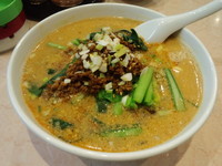 「ランチセット２番(タンタン麺＋半チャーハン)750円」@中国料理 蒔田飯店の写真