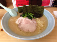 「らーめん（大盛り）650円＋100円」@らーめん龍の写真