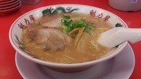 「コク旨ラーメン(麺硬め・背脂少なめ)」@ラーメン 魁力屋 座間店の写真