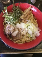 「油そば（温玉無料サービス）」@油そば総本店 西新宿本店の写真