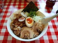 「まぜそば（大）800円」@らー麺Chopの写真