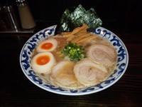 「特製ラーメン大盛￥1000-」@杏樹亭の写真