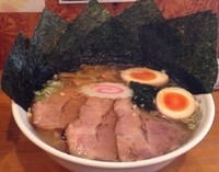 「大紅らーめん(塩)＋ライス(800円＋150円)」@らーめん大紅の写真