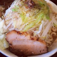 「豊橋ラーメン（タマネギマシ味濃いめ、大盛りサービス）@750」@麺の坊 男晴れの写真