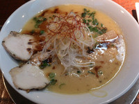 「濃厚鶏ソバ（A定食）」@濃厚鶏ソバ 怪人二十面相の写真