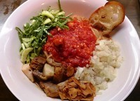 「【期間限定】トマチリソースのえび風味まぜそば750円」@らーめん・つけめん 八角の写真