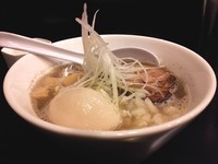 「煮干中華そばNORMAL+煮卵+追い玉」@煮干中華そば のじじの写真