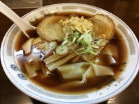 「ワンタンらーめん 700円」@らーめんの千成の写真