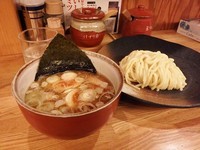 「つけ麺　小盛り（トッピング付）」@つけ麺屋 やすべえ 赤坂店の写真