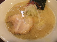 「塩とんこつらーめん（650円）」@麺屋 蓮花の写真