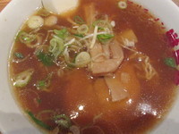 「正油ラーメン　「630円」」@游亀亭の写真