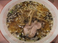 「ラーメン（700円）」@名物屋の写真