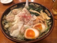 「黒豚わんたんめん」@広州市場 中目黒店の写真