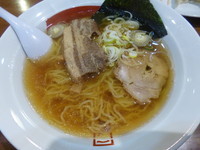 「醤油ラーメン（580円）」@ラーメン&らーめん 一代元 勝田店の写真