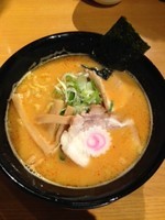 「うま辛みそにんにく」@ラーメン・餃子 響の写真