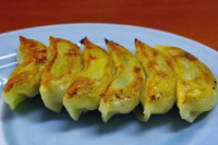 「餃子」@横浜家系ラーメン 松田家 上福岡店の写真