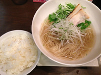 「塩そば＋サービスライス」@亀戸らぁ麺 零や 船橋店の写真