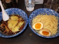 「肉ワンタンつけ麺580円＋麺中盛50円＋味玉80円」@肉厚わんたん麺と手作り焼売 ら麺亭 浅草支店の写真