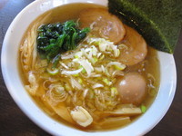 「【気まぐれメニュー】秋刀魚煮干しの中華そば（塩）￥７００」@つけ麺 弥七の写真