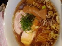 「醤油ラーメン」@ラーメン屋 トイ・ボックスの写真