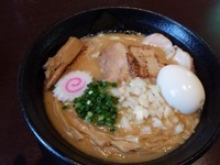 「特製濃厚中華そば」@中華そば 輝羅の写真