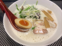 「鶏白湯」@Fine Tuned Ramen with Music Bee Hiveの写真