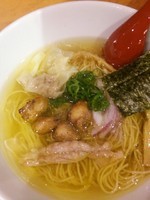 「『限定』媛っこ地鶏塩ラーメン880円」@麺屋 翔 西新宿本店の写真