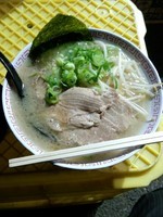 「屋台ラーメン＋辛子高菜＋ビール」@麺屋3200の写真