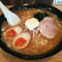 「味噌らーめん味玉バタートッピング大盛」@麺勝の写真