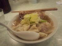 「【肉の日限定】塩豚ブイヨンワンタン乗っけ￥850」@らーめん・つけめん いつ樹の写真